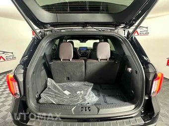 2026 Ford Explorer Platinum - miniatura 19