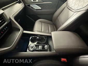 2026 Ford Explorer Platinum - miniatura 44