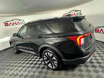 2026 Ford Explorer Platinum - miniatura 5