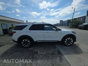 2026 Ford Explorer Platinum - miniatura 4