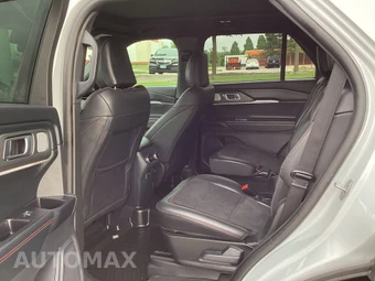 2026 Ford Explorer ST - miniatura 10