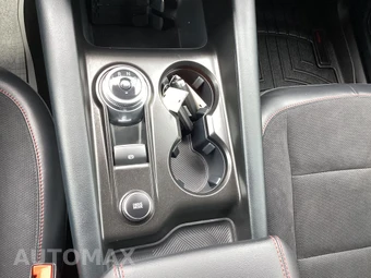 2026 Ford Explorer ST - miniatura 18