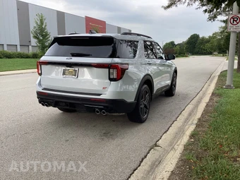 2026 Ford Explorer ST - miniatura 5