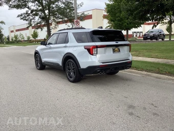 2026 Ford Explorer ST - miniatura 7