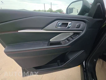 2026 Ford Explorer ST - miniatura 9