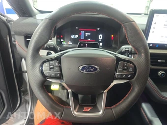 2026 Ford Explorer ST - miniatura 10