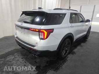 2026 Ford Explorer ST - miniatura 4