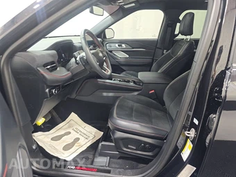 2026 Ford Explorer ST - miniatura 7