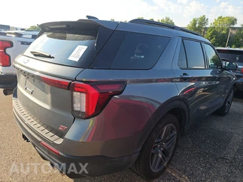 2026 Ford Explorer ST - miniatura 4