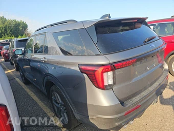 2026 Ford Explorer ST - miniatura 6