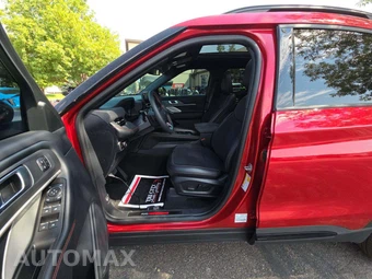 2026 Ford Explorer ST - miniatura 3