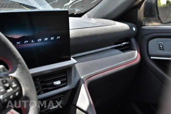 2026 Ford Explorer ST-Line - miniatura 11