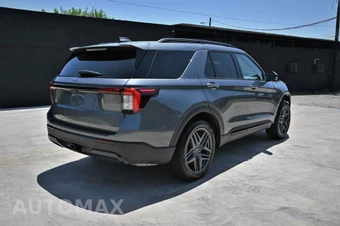 2026 Ford Explorer ST-Line - miniatura 3