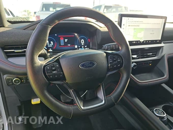 2026 Ford Explorer ST-Line - miniatura 10