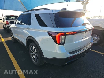 2026 Ford Explorer ST-Line - miniatura 6