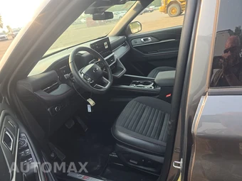 2026 Ford Explorer ST-Line - miniatura 7