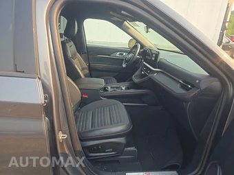 2026 Ford Explorer ST-Line - miniatura 8