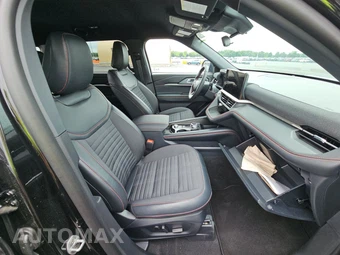 2026 Ford Explorer ST-Line - miniatura 14
