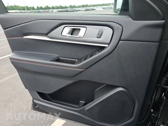 2026 Ford Explorer ST-Line - miniatura 15