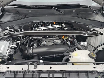 2026 Ford Explorer ST-Line - miniatura 16