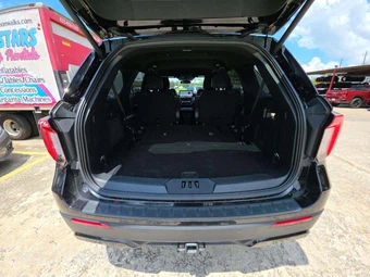 2026 Ford Explorer ST-Line - miniatura 15
