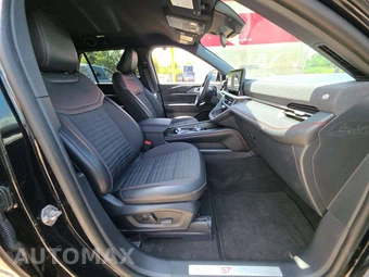 2026 Ford Explorer ST-Line - miniatura 19