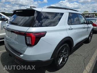 2026 Ford Explorer ST-Line - miniatura 4