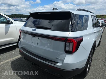 2026 Ford Explorer ST-Line - miniatura 5