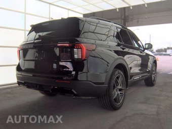 2026 Ford Explorer ST-Line - miniatura 4