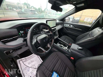2026 Ford Explorer ST-Line - miniatura 10