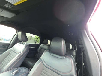 2026 Ford Explorer ST-Line - miniatura 11