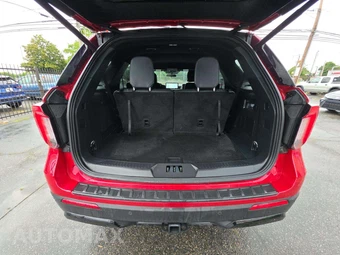 2026 Ford Explorer ST-Line - miniatura 15