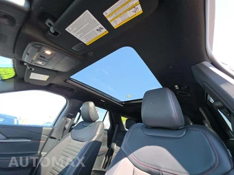 2026 Ford Explorer ST-Line - miniatura 11