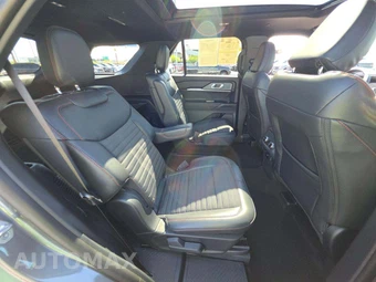 2026 Ford Explorer ST-Line - miniatura 17