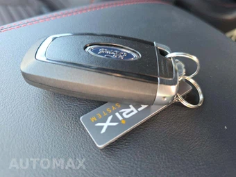 2026 Ford Explorer ST-Line - miniatura 8