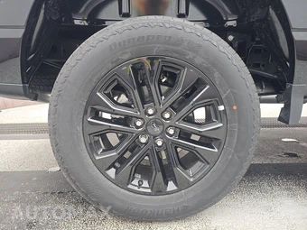 2026 Ford F-150 LARIAT Crew Cab Short Bed - miniatura 5