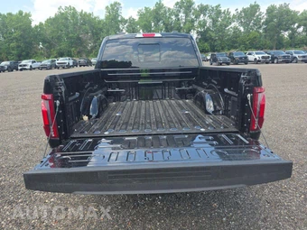 2026 Ford F-150 LARIAT Crew Cab Short Bed - miniatura 14