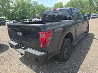 2026 Ford F-150 LARIAT Crew Cab Short Bed - miniatura 3