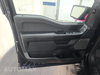 2026 Ford F-150 LARIAT Crew Cab Short Bed - miniatura 9