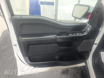 2026 Ford F-150 LARIAT Crew Cab Short Bed - miniatura 9