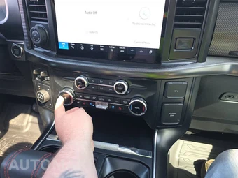 2026 Ford F-150 Raptor Crew Cab Short Bed - miniatura 26