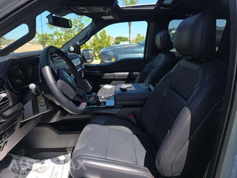 2026 Ford F-150 Raptor Crew Cab Short Bed - miniatura 6