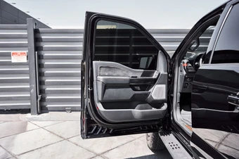 2026 Ford F-150 Raptor Crew Cab Short Bed - miniatura 34