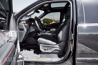 2026 Ford F-150 Raptor Crew Cab Short Bed - miniatura 36