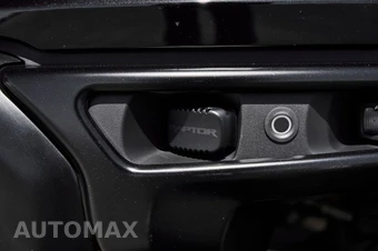 2026 Ford F-150 Raptor Crew Cab Short Bed - miniatura 9