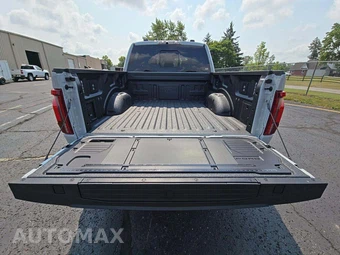 2026 Ford F-150 Raptor Crew Cab Short Bed - miniatura 11
