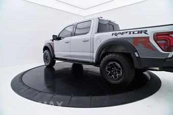 2026 Ford F-150 Raptor Crew Cab Short Bed - miniatura 12