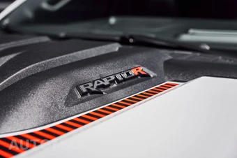 2026 Ford F-150 Raptor Crew Cab Short Bed - miniatura 10