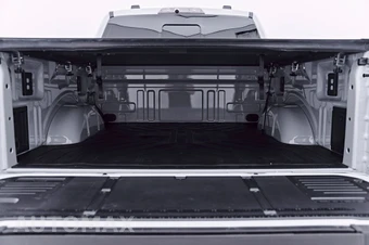 2026 Ford F-150 Raptor Crew Cab Short Bed - miniatura 41