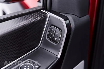 2026 Ford F-150 Raptor Crew Cab Short Bed - miniatura 49